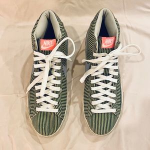 Nike 2007 Blazer Mid Basic Pinstripe Vintage Sneakers